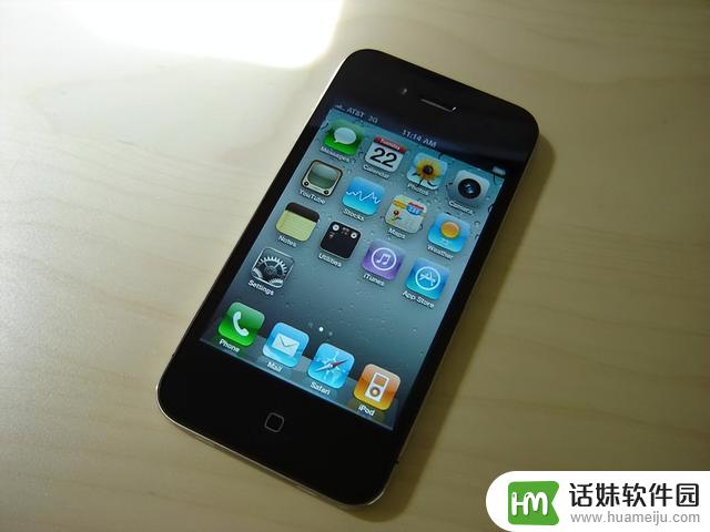从无前置摄像头到“刘海”设计，苹果手机如何引领手机相机行业